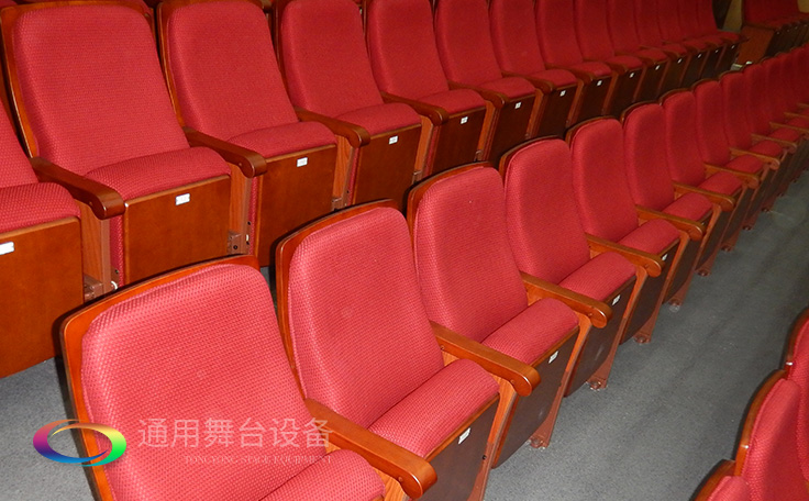 通用舞臺(tái)承接廣州市廣鐵一中報(bào)告廳舞臺(tái)幕布、燈光、音響項(xiàng)目