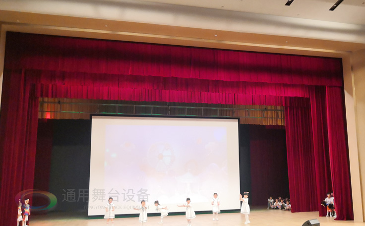 通用舞臺吊桿提醒：火災(zāi)無小事！舞臺阻燃幕布防火設(shè)計面面觀！
