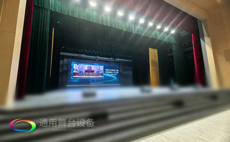 戴南文化藝術(shù)中心禮堂舞臺機(jī)械、舞臺吊桿等全面升級 賦能多元藝術(shù)呈現(xiàn)